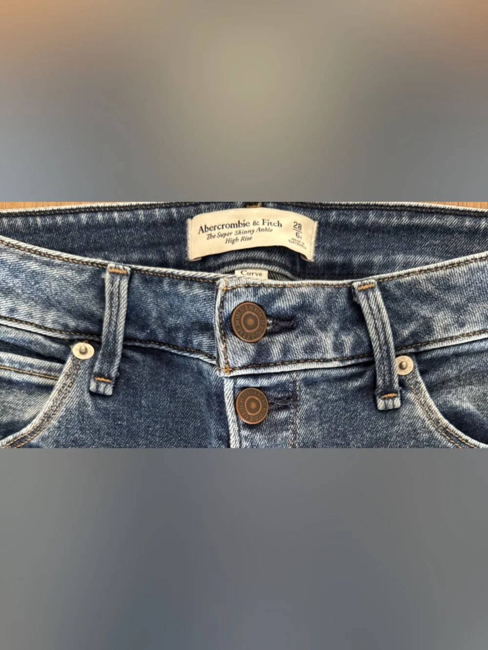Abercrombie & Fitch The Super Skinny Ankle High Rise Jeans - Size 28/6R - Picture 4 of 4